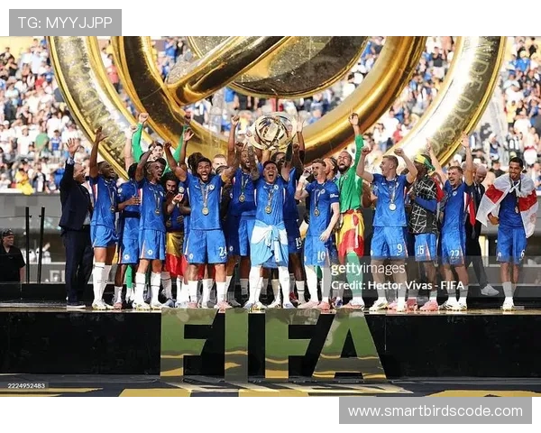 FIFA2022世界杯奖杯荣耀之巅与绿茵梦想传奇之光全球盛典