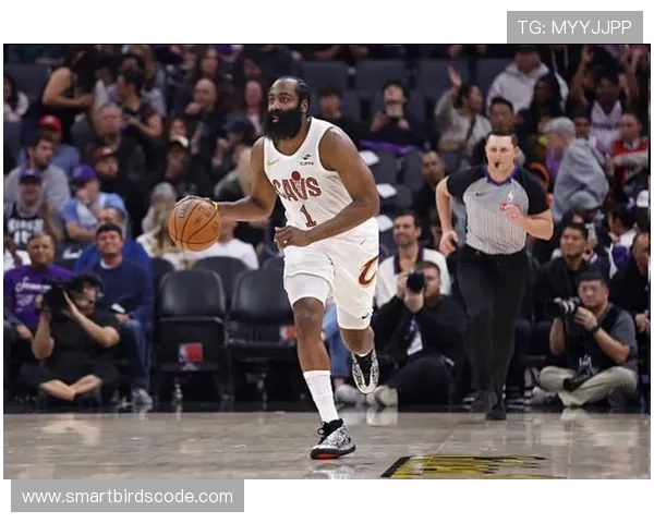 哈登谈球队磨合与队友信任称米切尔对我充满信心